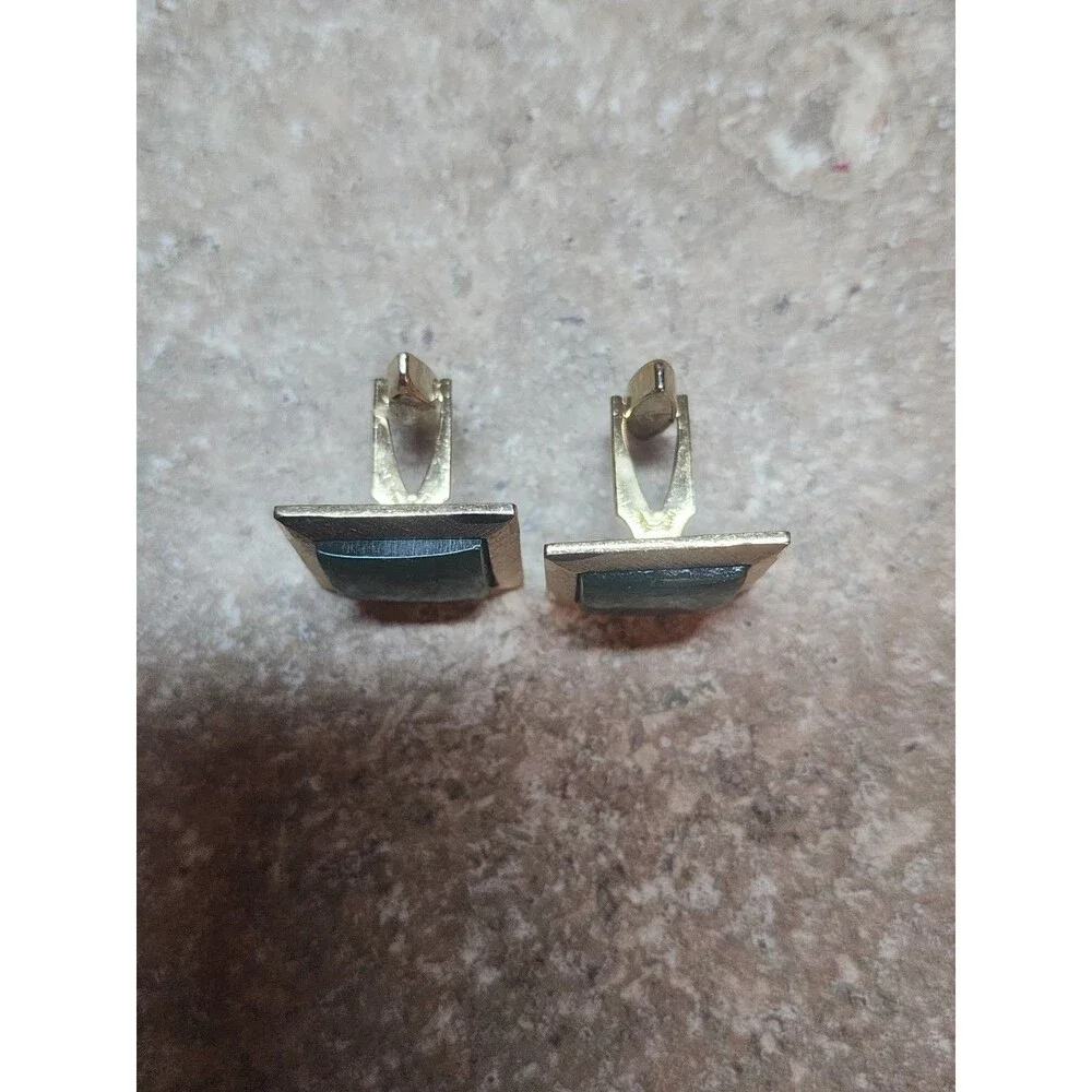 Unbranded vintage cufflinks